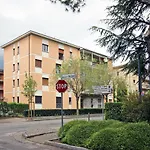 Apartament Schivardi Road